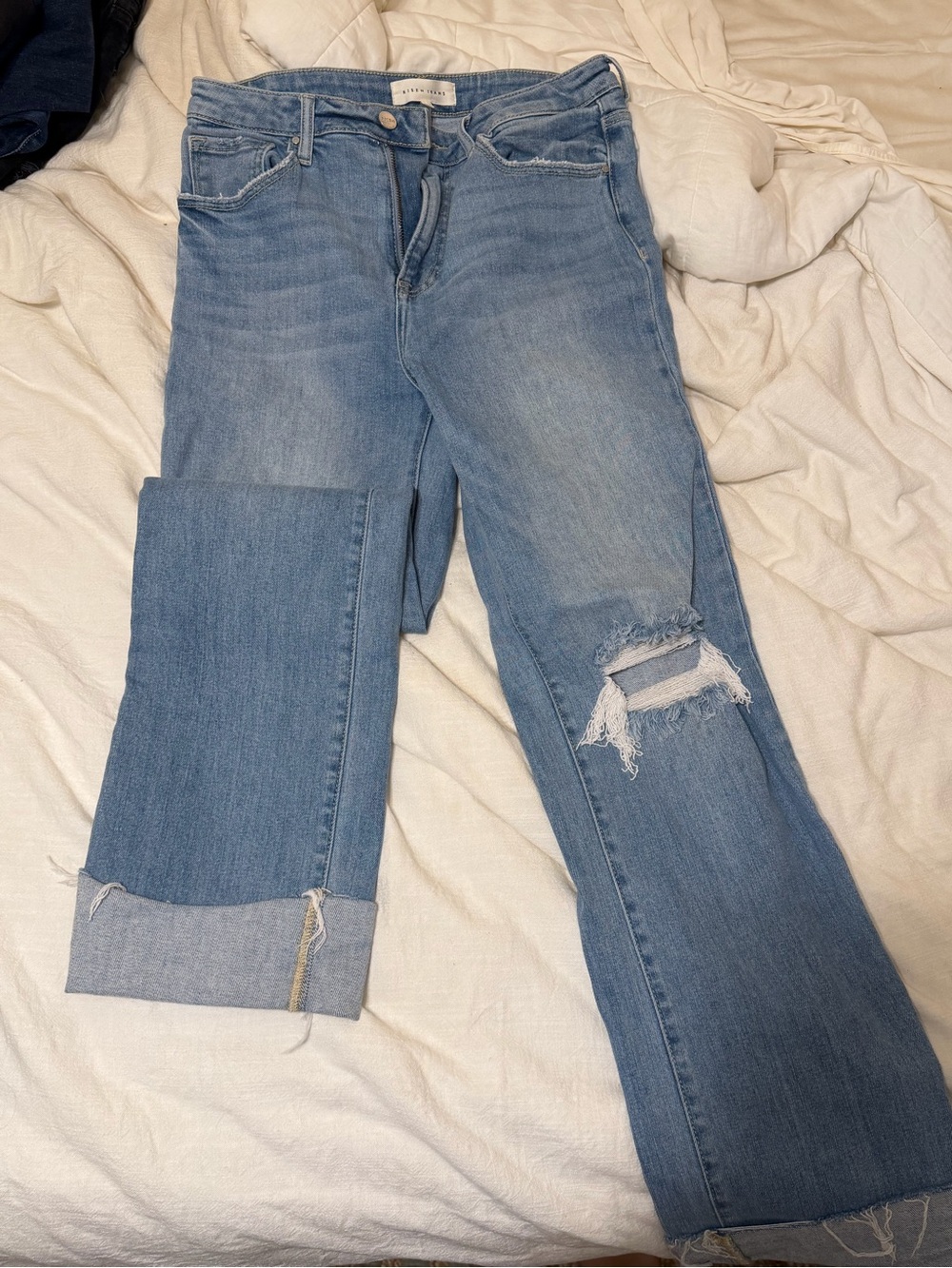Light Wash Women's Straight-Leg Distressed Jeans
